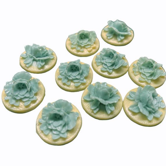 Blue rose cabochon on a cream background 18mm - 10pcs