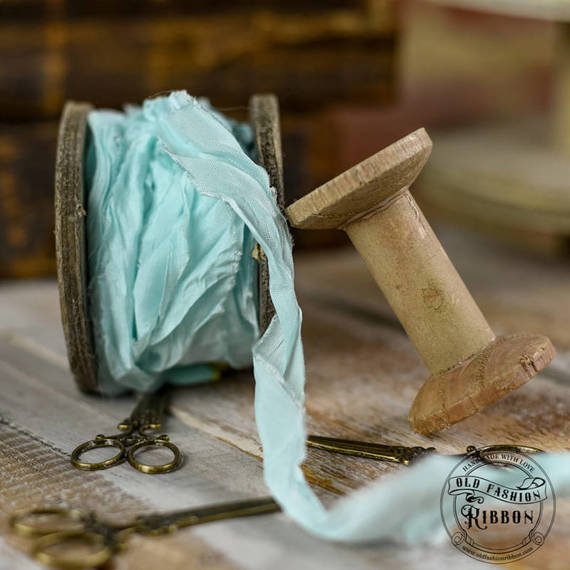 Vintage old fashion ribbon - mint