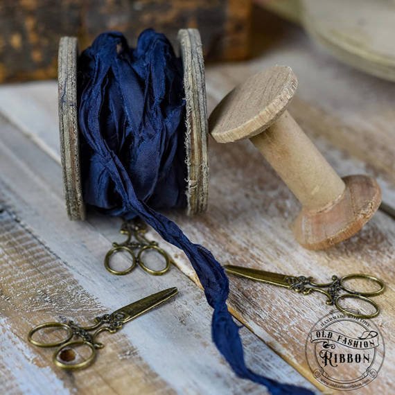 Vintage old fashion ribbon - navy blue