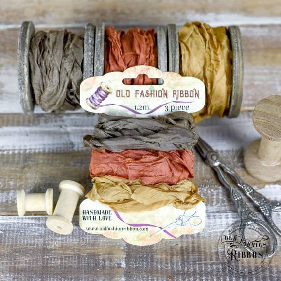 Vintage old fashion ribbon set