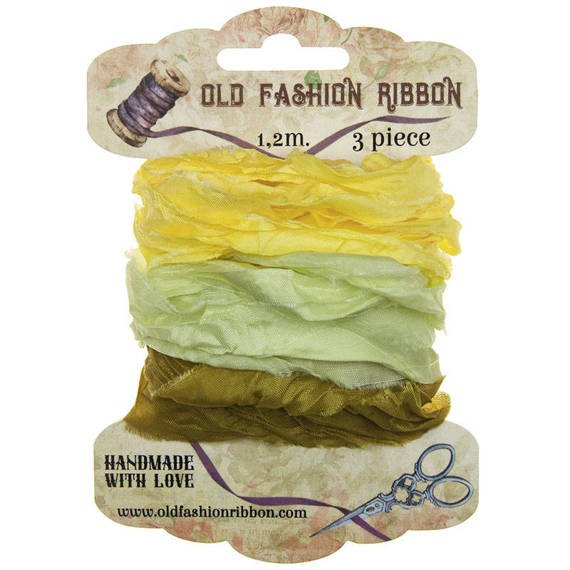 Vintage old fashion ribbon set