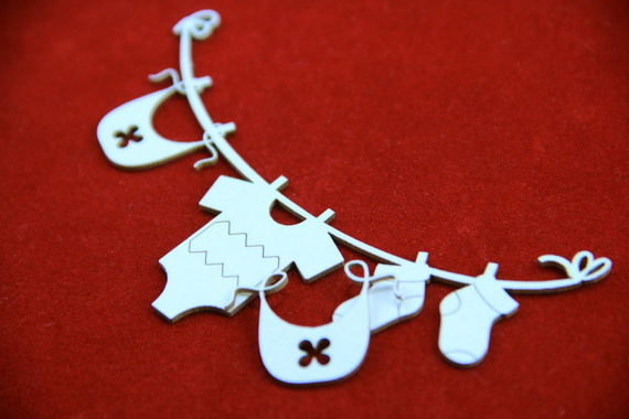 Chipboard Garland of baby laundry (3 pcs)