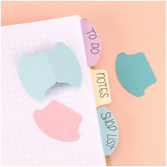 Whale-Tail Tab decorative punch - Vaessen Creative - bookmark