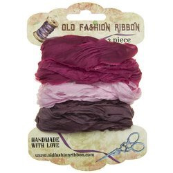 Vintage old fashion ribbon set