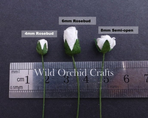 50 IVORY MULBERRY PAPER ROSEBUDS 6mm