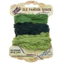 Vintage old fashion ribbon set