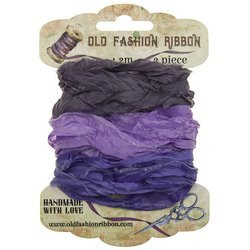 Vintage old fashion ribbon set